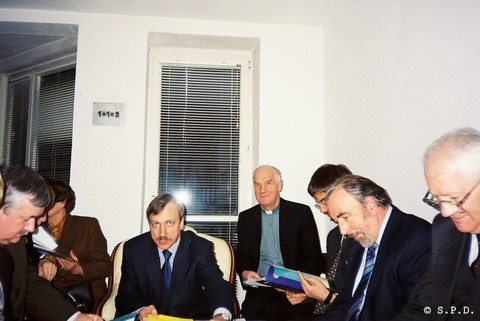 S142-12