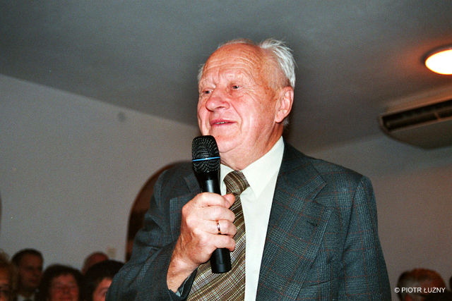 S365-11