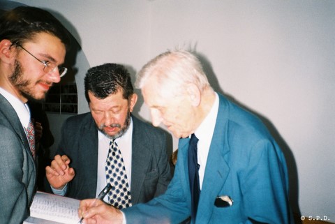 S76-28